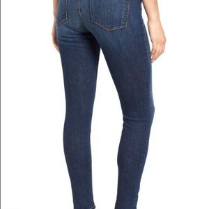 Good American Skinny Jeans